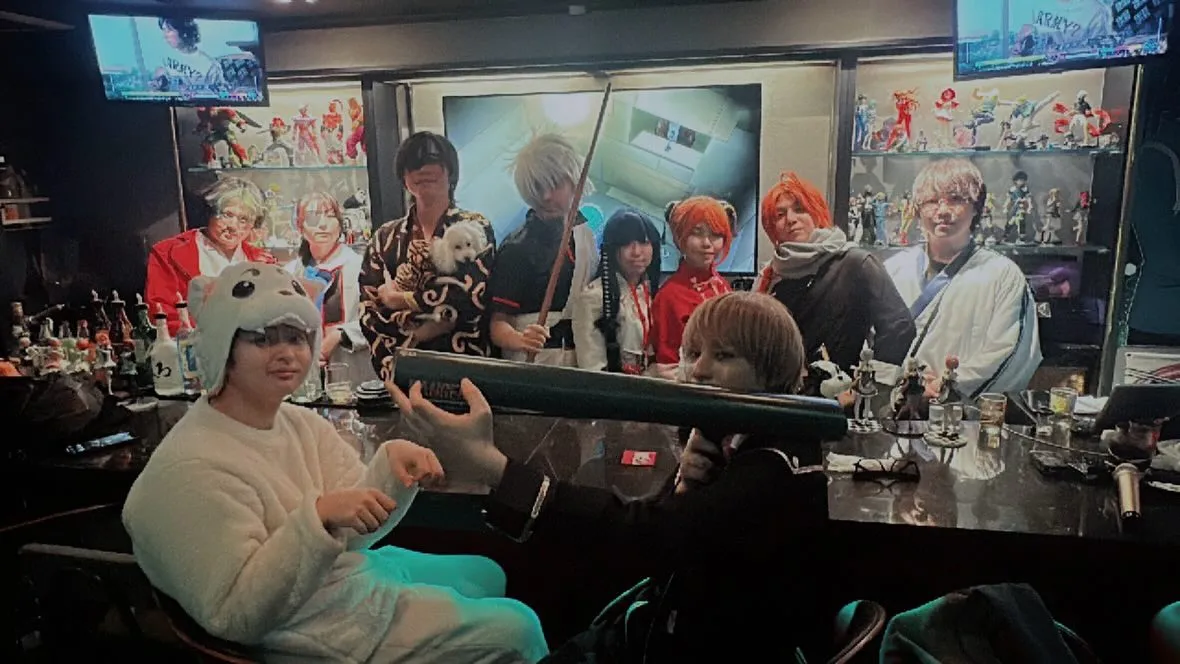 今回は「アニメバーうてれ」様の広告を掲載しながら歩きます！